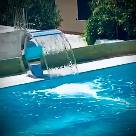 Eco-friendly Estate I Примоштен