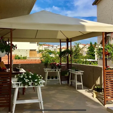 Hotel apartamentowy Eco-friendly Estate I
