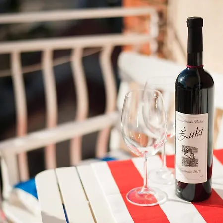 Eco-friendly Estate I