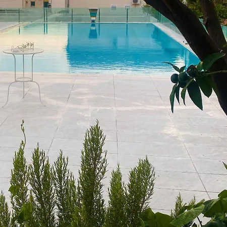 Апарт-отель Eco-friendly Estate I