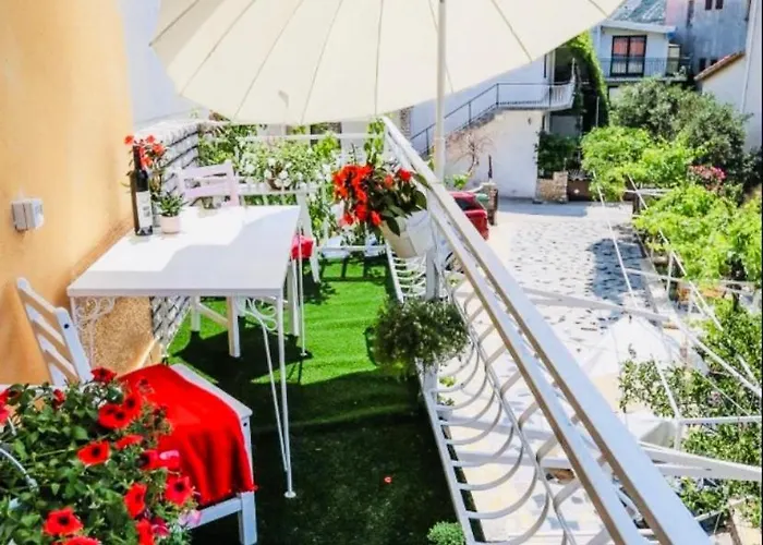 Eco-friendly Estate I Hotel apartamentowy Primošten