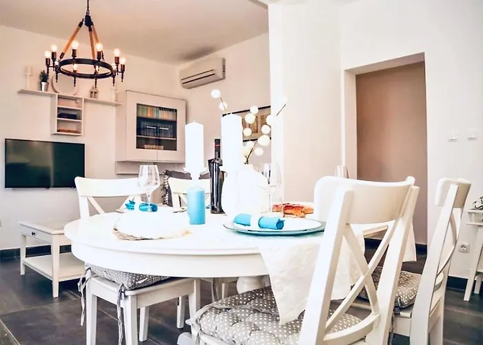 公寓式酒店 Eco-friendly Estate I 4*