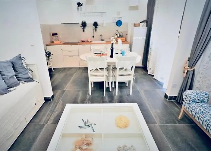 公寓式酒店 Eco-friendly Estate I