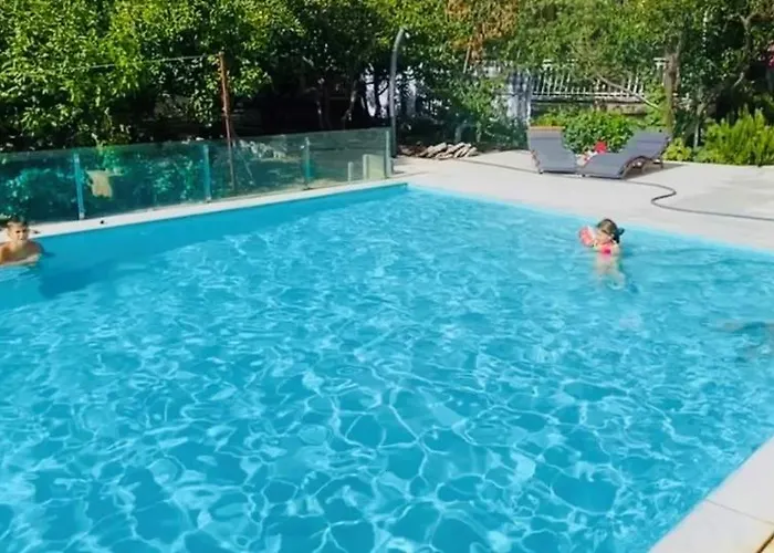 Eco-friendly Estate I